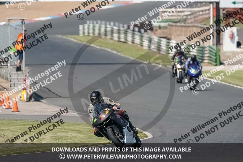 enduro digital images;event digital images;eventdigitalimages;mallory park;mallory park photographs;mallory park trackday;mallory park trackday photographs;no limits trackdays;peter wileman photography;racing digital images;trackday digital images;trackday photos